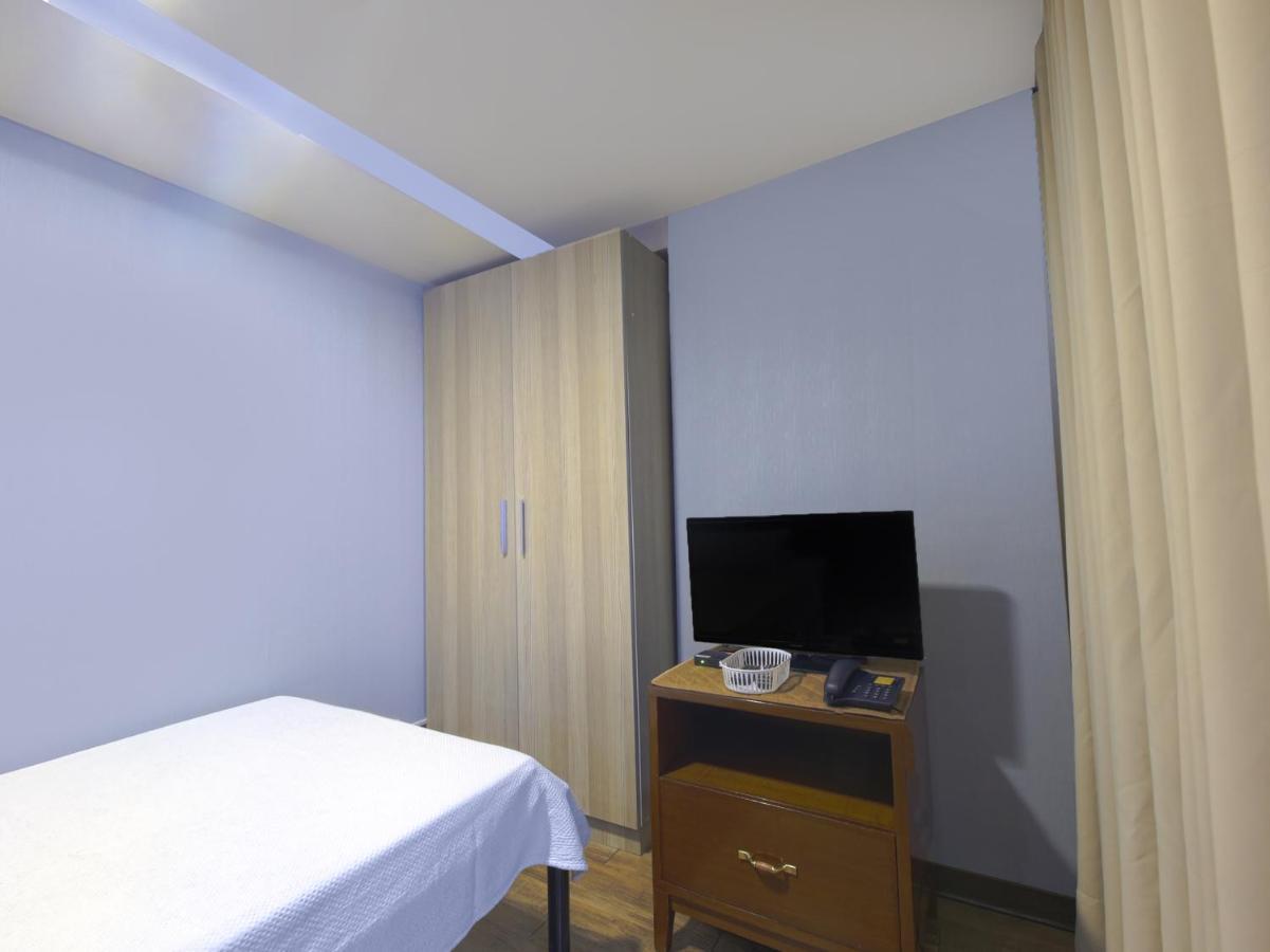Super Oyo Capital O 907 Ceo Flats Hotel Makati City Exterior photo