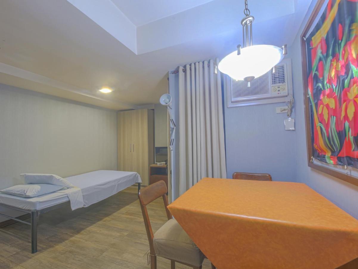 Super Oyo Capital O 907 Ceo Flats Hotel Makati City Exterior photo