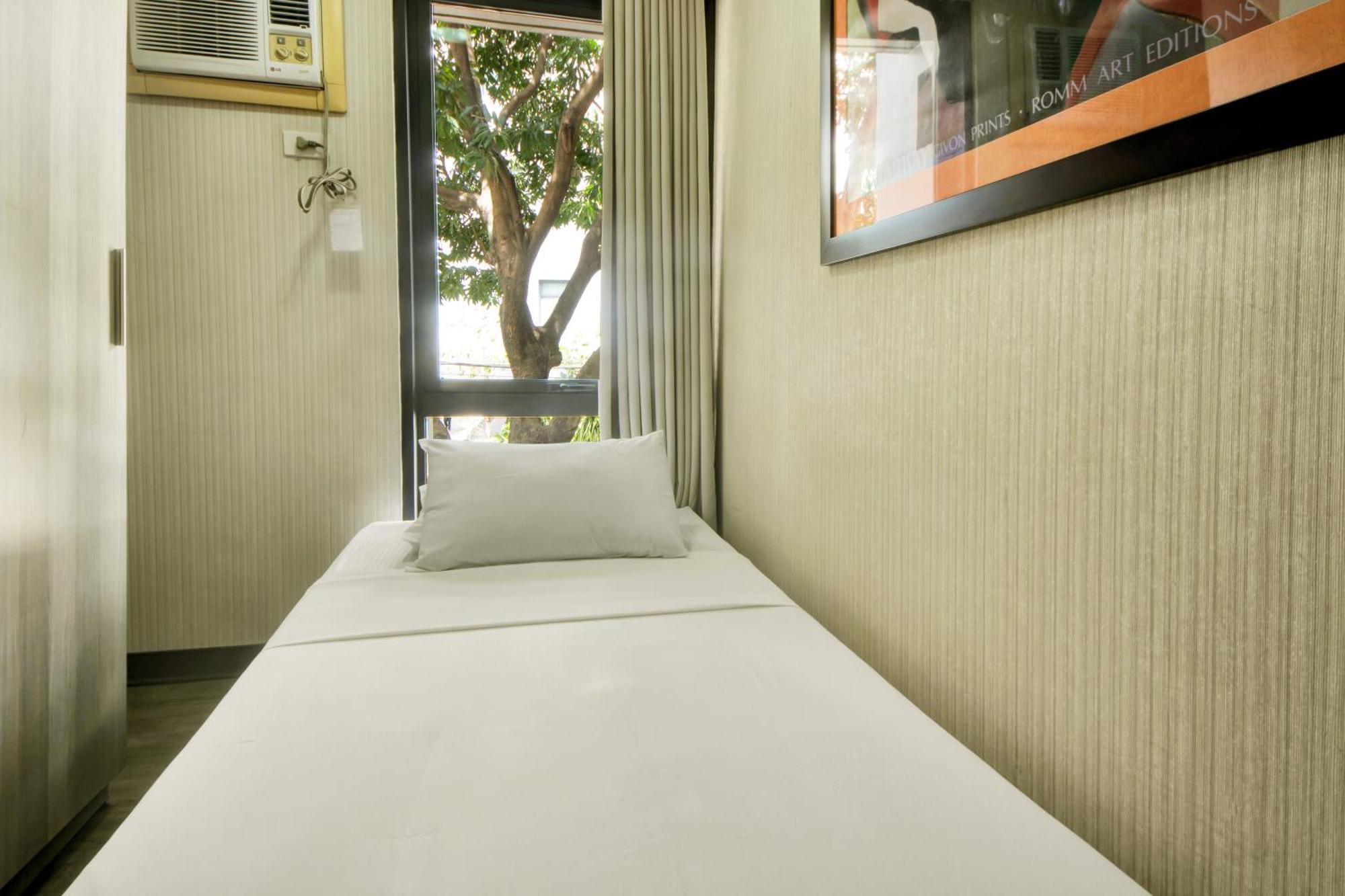 Super Oyo Capital O 907 Ceo Flats Hotel Makati City Exterior photo