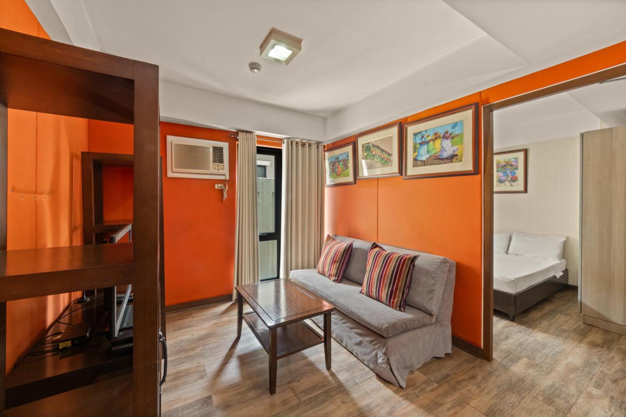Super Oyo Capital O 907 Ceo Flats Hotel Makati City Exterior photo